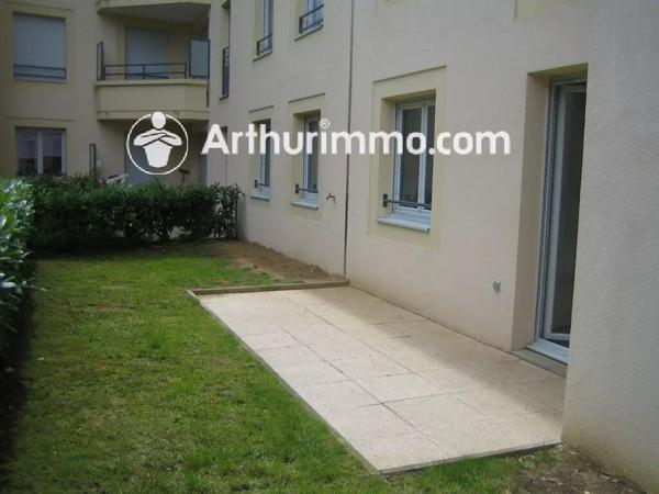 Location                                                      Appartement
                        
                     2 pièces                      44 m2                     à Villefranche-sur-Saône