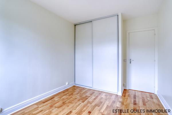 Versailles (78000) VERSAILLES CLAGNY Appartement 5 pièces 3 chambres 108.68 m², balcon, parkings et cave