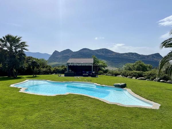 Vente Maison 6 pièces 219 m2 à Saint-Florent