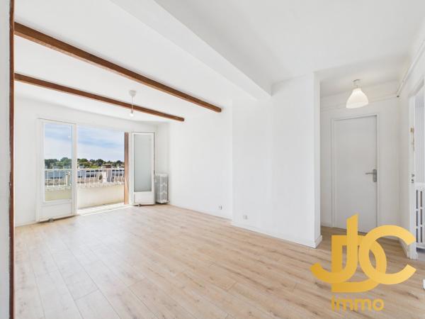 Appartement à TOULON (83000)