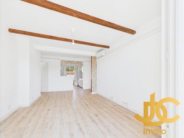 Appartement à TOULON (83000)