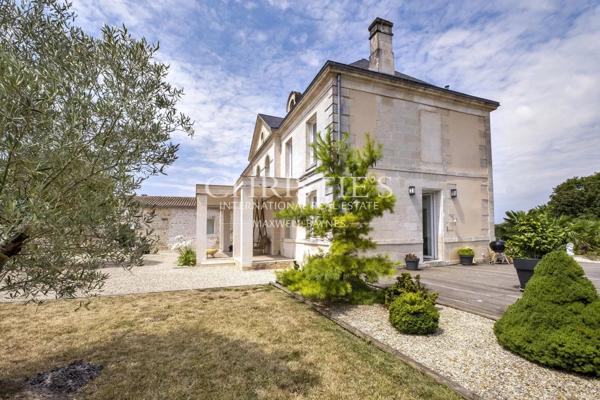 Rêve blanc en Charente – très belle propriété du 19ème