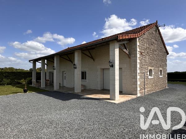 Maison à vendre 4 pièces 83 m² Villefagnan