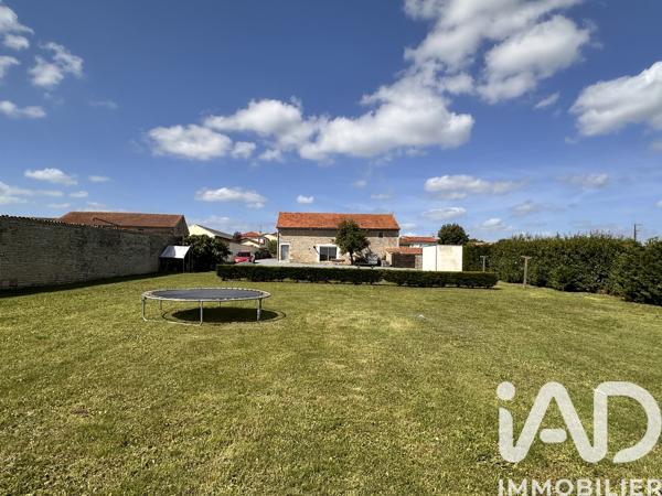 Maison à vendre 4 pièces 83 m² Villefagnan