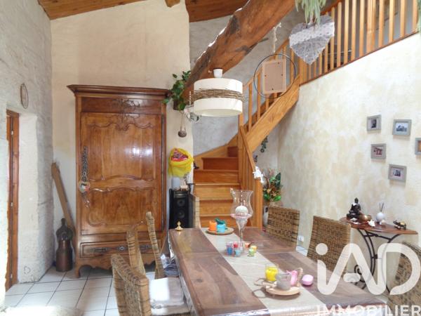Maison à vendre 6 pièces 129 m² Saintes