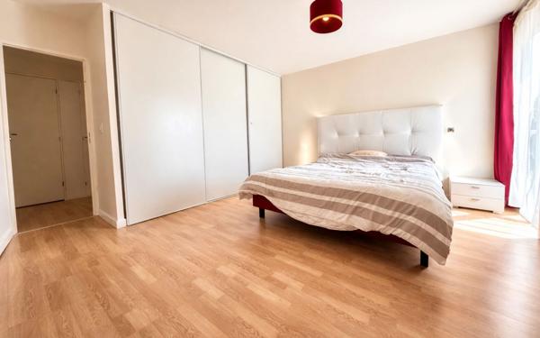 Appartement à vendre    3 pièces • 69 m2 Villiers-sur-Marne