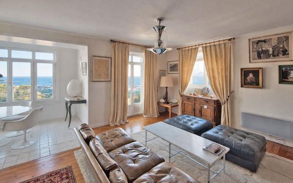 Appartement à vendre    5 pièces • 138 m2 Trébeurden