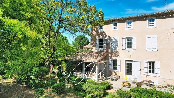 CARCASSONNE, MAISON DE CARACTÈRE D'ENVIRON 255 M², 5 CHAMBRES, TERRAIN ARBORÉ DE 1 794 M²