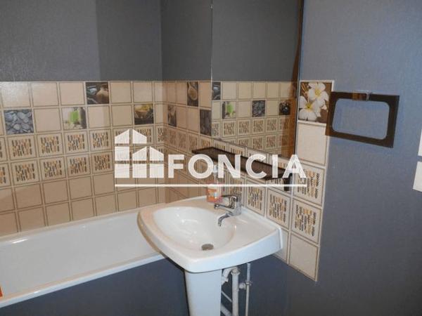 Location Appartement 2 pièces 32.1 m² - 30 AVENUE SAINT SEBASTIEN Villers-les-nancy 54600