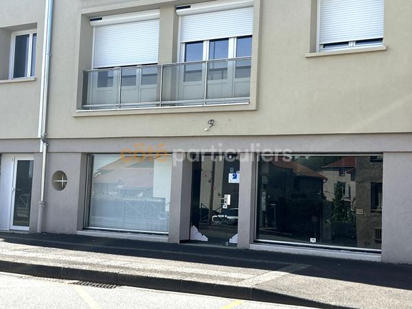 Location
                Local d'activité60,17 m² - ROYAT (63130)
