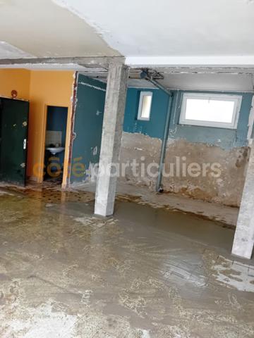 Location
                Local d'activité60,17 m² - ROYAT (63130)