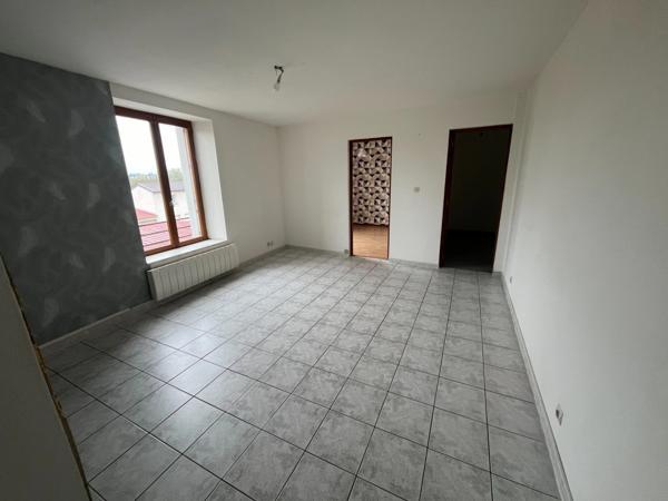 APPARTEMENT F3 VARANGEVILLE
