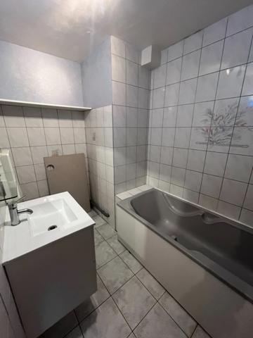 APPARTEMENT F3 VARANGEVILLE