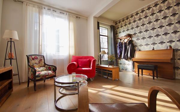 Maison à vendre    4 pièces • 121 m2 Bron