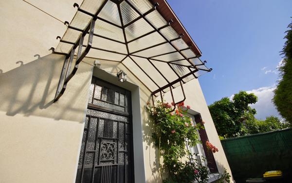 Maison à vendre    4 pièces • 121 m2 Bron