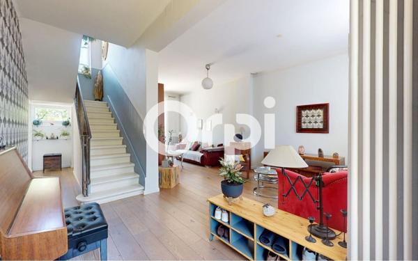 Maison à vendre    4 pièces • 121 m2 Bron