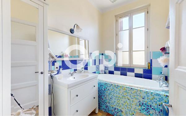 Maison à vendre    4 pièces • 121 m2 Bron