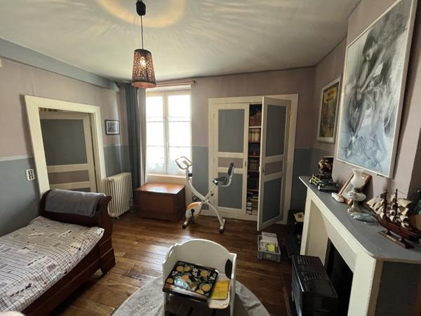 Maison à vendre |  Sauviat-sur-Vige |  8 pièces | 233 m²