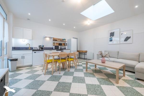 Maison 272 896 € Royan 4 p 80 m² DPE D