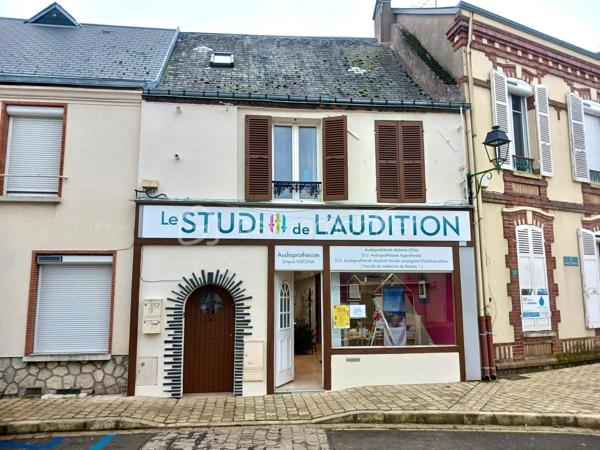 Immeuble mixte de 140 m²