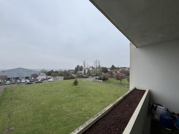 Appartement à vendre |  La Chaussée-Saint-Victor |  4 pièces | 83 m²