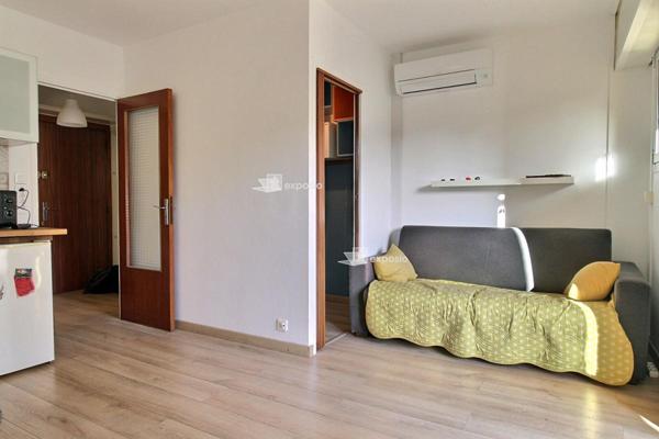 Coquet studio expo SUD centre Bandol - 170 000