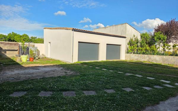 Maison à vendre    5 pièces •  Cabariot