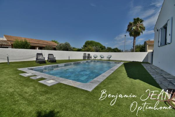 À vendre – Maison de plain-pied entièrement rénovée avec piscine – Sérignan (34)