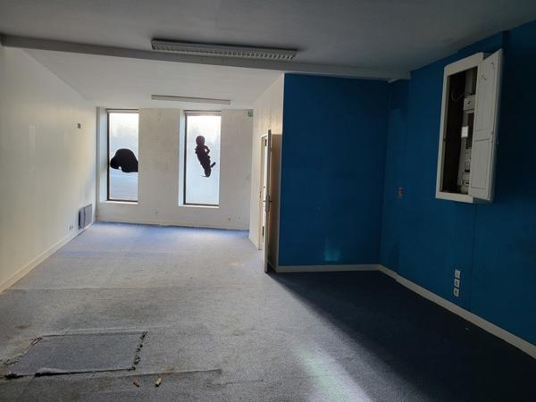 Immeuble à vendre |  Jonzac |  250 m²