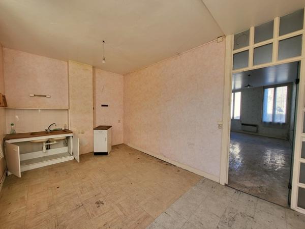 Immeuble à vendre |  Jonzac |  250 m²