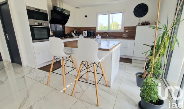 Maison à vendre 5 pièces 125 m² Saint-Seurin-sur-l'Isle