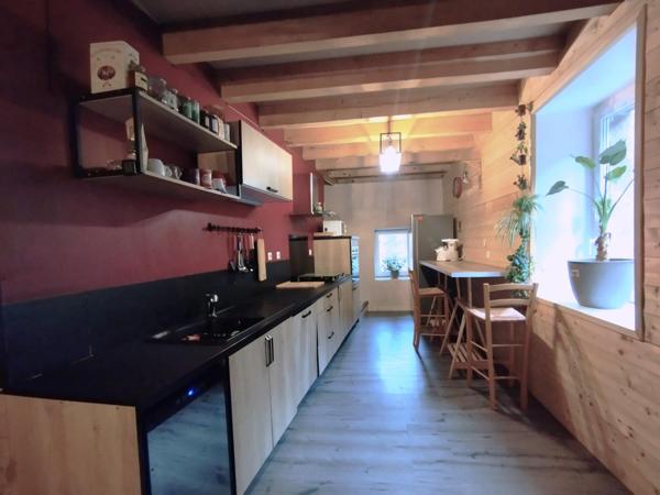 Maison mitoyenne de 141M², ancien moulin avec terrain