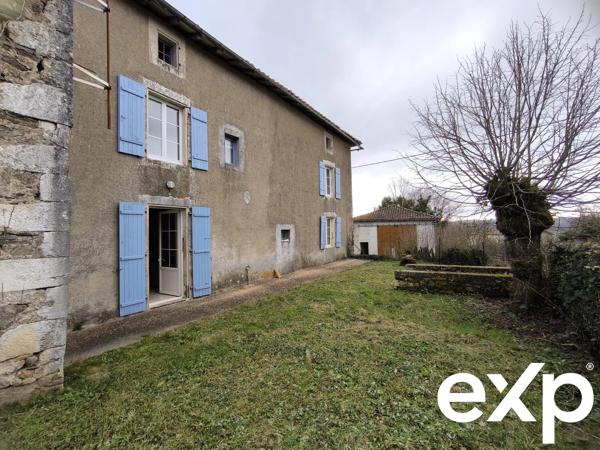 Charmante maison à Genouillac (Terre de Haute-Charente)**