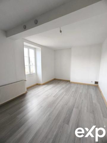 Charmante maison à Genouillac (Terre de Haute-Charente)**