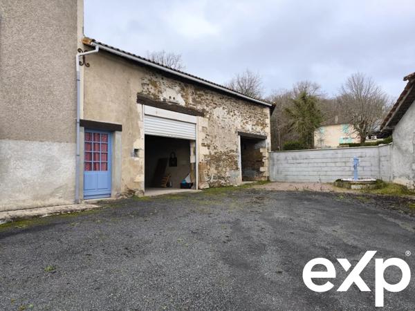 Charmante maison à Genouillac (Terre de Haute-Charente)**