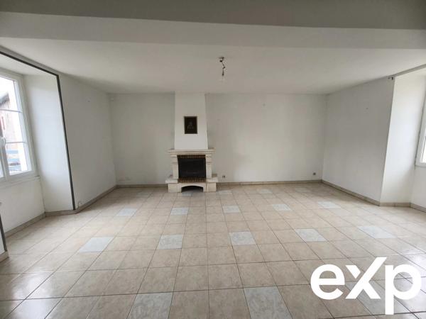 Charmante maison à Genouillac (Terre de Haute-Charente)**