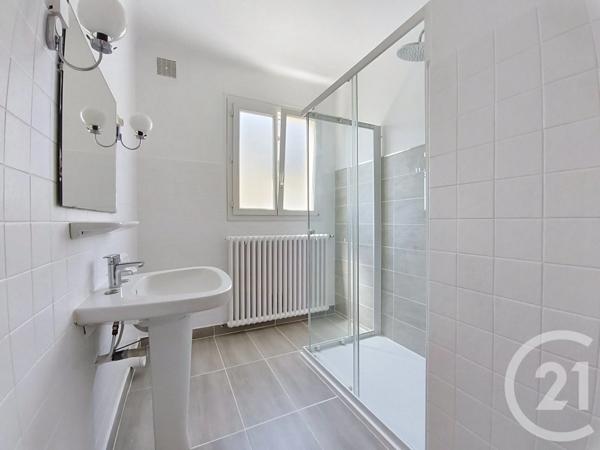 Maison à vendre  7 pièces - 130 m 2   BINIC ETABLES SUR MER  - 22