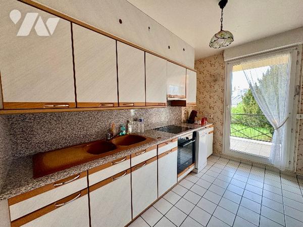 APPARTEMENT 2 PIECES AVEC GARAGE, BALCON ET ASCENSEUR