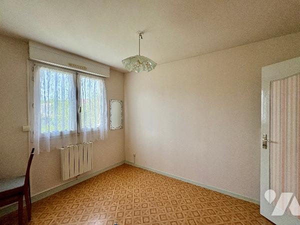 APPARTEMENT 2 PIECES AVEC GARAGE, BALCON ET ASCENSEUR