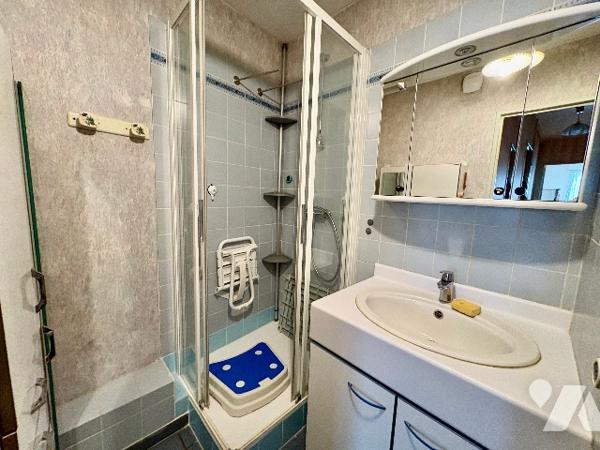 APPARTEMENT 2 PIECES AVEC GARAGE, BALCON ET ASCENSEUR