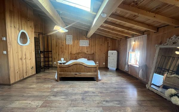 Maison à vendre    5 pièces • 178 m2 Lasbordes