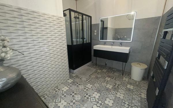 Maison à vendre    5 pièces • 178 m2 Lasbordes