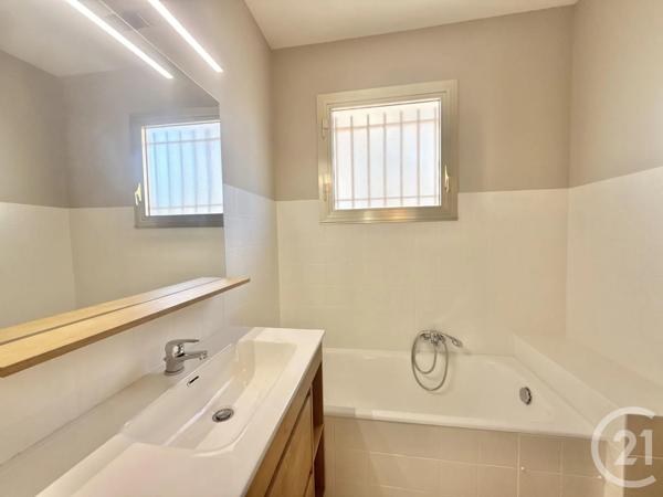 Appartement F4 à vendre  4 pièces - 88,86 m 2   NICE  - 06