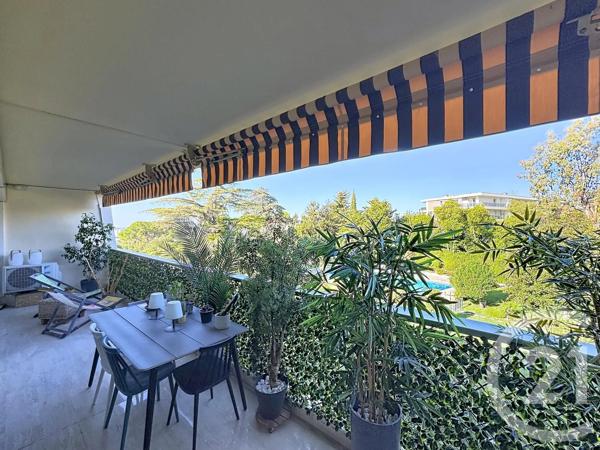 Appartement F2 à vendre  2 pièces - 56 m 2   CANNES  - 06