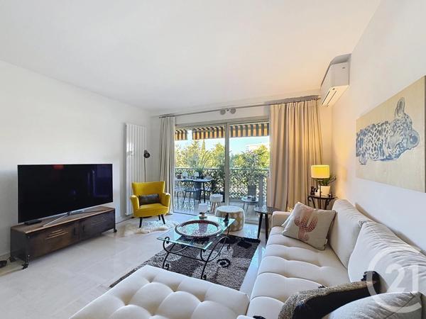 Appartement F2 à vendre  2 pièces - 56 m 2   CANNES  - 06
