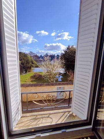 Maison de pays Preuilly Sur Claise 6 pièce(s) 136 m2