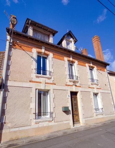 Maison de pays Preuilly Sur Claise 6 pièce(s) 136 m2