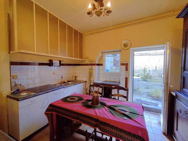 Maison de pays Preuilly Sur Claise 6 pièce(s) 136 m2