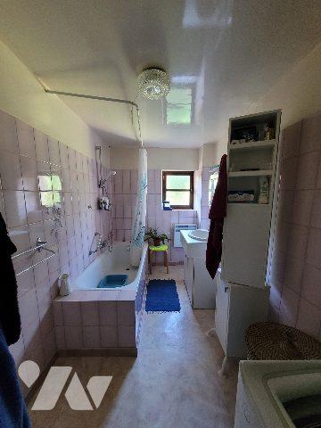 MAISON VILLAGE AVEC VUE DEGAGEE