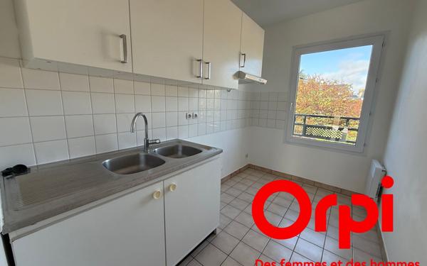Appartement à vendre    2 pièces • 45,11 m2 Voisins-le-Bretonneux
